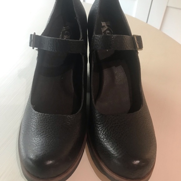 Korks women brown leather wedge heel NWB size 8 - Picture 3 of 8